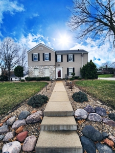 Home on Historic Grand Avenue in Keokuk, IA - image 6