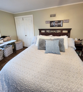 Home on Historic Grand Avenue in Keokuk, IA - image 24