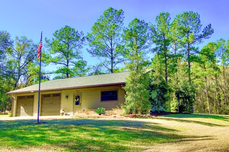 Stunning Home On 28 Acres In Lake Butler, Florida - image 9