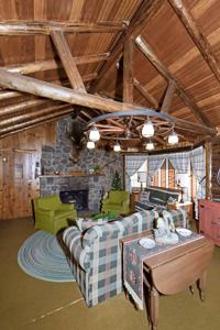 Charming Log Cabin in Lake George, Colorado - image 9