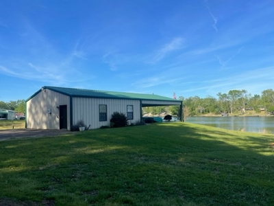 East Texas Lake Front Home for Sale - image 13