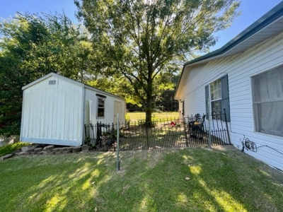 East Texas Lake Front Home for Sale - image 17