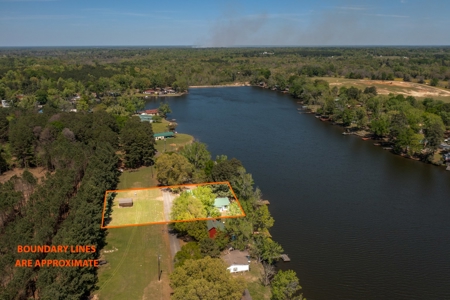 East Texas Lake Front Home for Sale - image 8
