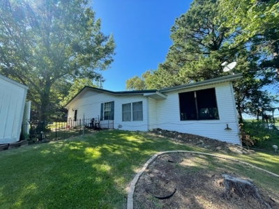 East Texas Lake Front Home for Sale - image 18