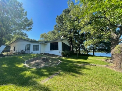 East Texas Lake Front Home for Sale - image 16