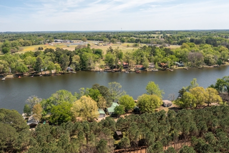 East Texas Lake Front Home for Sale - image 7