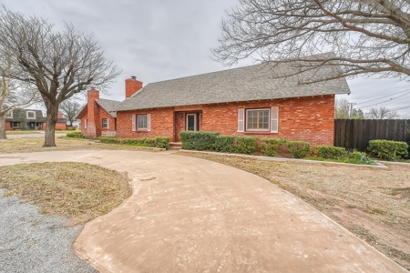 4 Bedroom house for sale in Hollis, Oklahoma - image 4