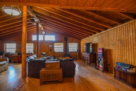 Assumable VA Loan at 2.9% - Mountain Property in Arizona - image 6