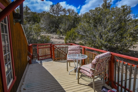 Assumable VA Loan at 2.9% - Mountain Property in Arizona - image 15