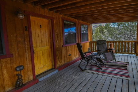 Assumable VA Loan at 2.9% - Mountain Property in Arizona - image 32