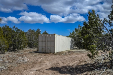 Assumable VA Loan at 2.9% - Mountain Property in Arizona - image 20