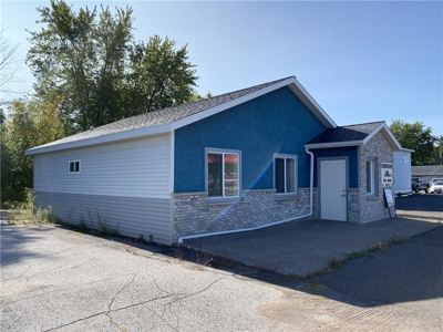 Commercial Building For Sale In Moose Lake MN - image 2