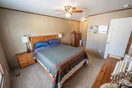 This remote, off grid 3bd2ba home on 36 acres has a well ! - image 7
