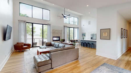 Waterfront Home For Sale in Groesbeck, TX - Lake Limestone - image 15