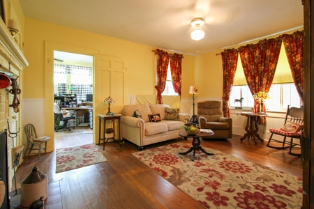 Vintage 2-Story Home in Madison Historic District For Sale - image 40