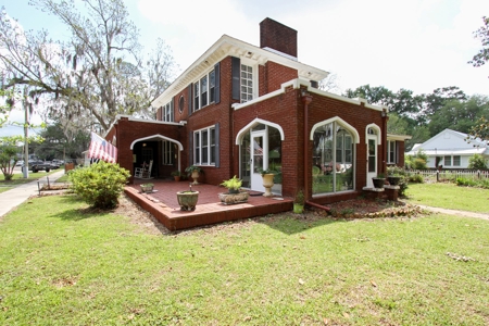 Vintage 2-Story Home in Madison Historic District For Sale - image 8