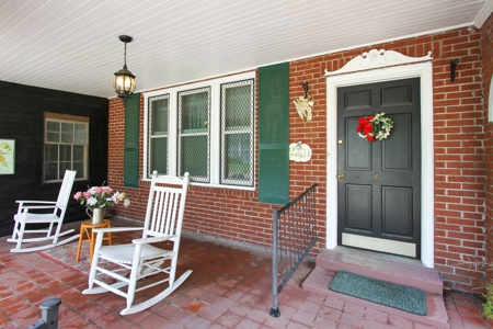Vintage 2-Story Home in Madison Historic District For Sale - image 11