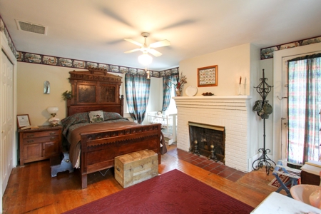 Vintage 2-Story Home in Madison Historic District For Sale - image 31