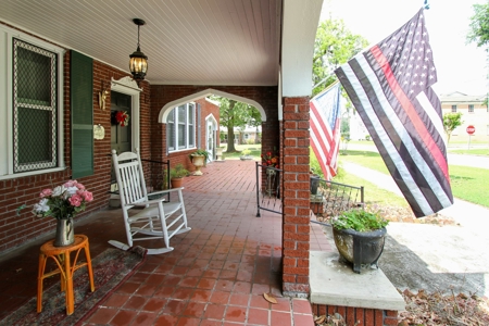 Vintage 2-Story Home in Madison Historic District For Sale - image 10