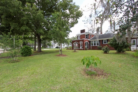 Vintage 2-Story Home in Madison Historic District For Sale - image 4