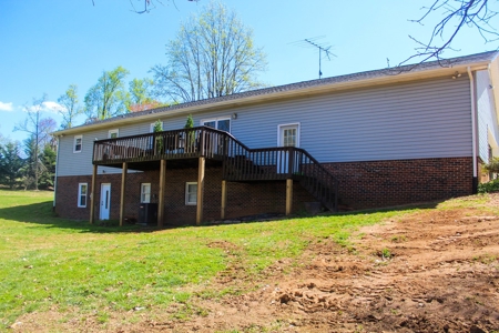 NC Home with Acreage and Garage for sale/ NC homes for sale - image 10