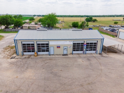 Commercial Industrial Building on Corner,  Mathis, Texas - image 3