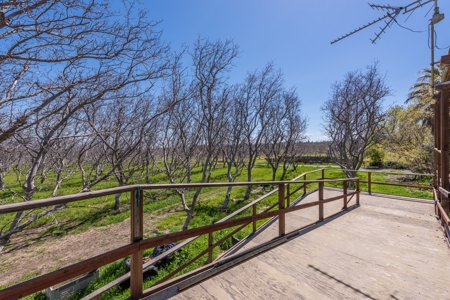 Northern California Country Homes & Land For Sale - image 10