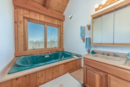 Northern California Country Homes & Land For Sale - image 28