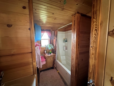 Monroe County Custom Built Log Cabin For Sale - image 11