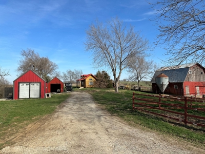 Monroe County Custom Built Log Cabin For Sale - image 31