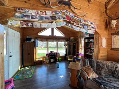 Monroe County Custom Built Log Cabin For Sale - image 14
