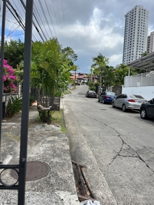 Big house in Villa de las Fuentes with commercial option - image 2