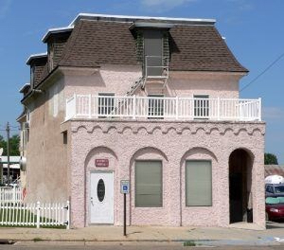 Historical Hotel & Restaurant In Hyannis Nebraska For Sale