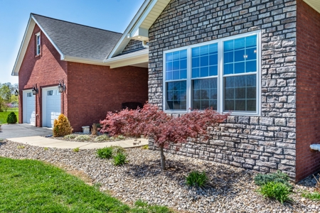 Accepted Offer - Brick Home in Taylor County, KY - image 31