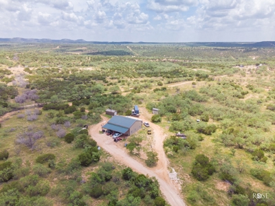 West Central Texas Hunting Ranch with Home near San Angelo - image 29