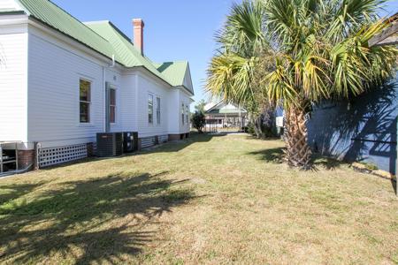 Historic Property For Sale in Downtown Jasper, FL - image 3