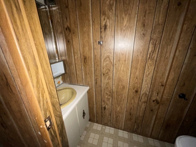 Small Home and Land for Sale Near Seligman AZ - image 18