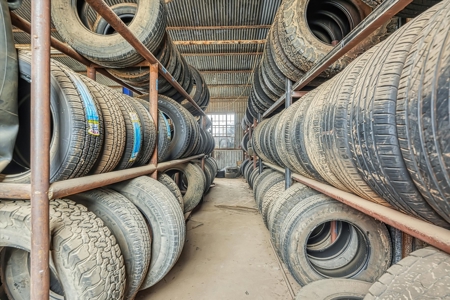 Thriving Commercial Tire Shop - image 28
