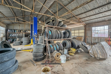 Thriving Commercial Tire Shop - image 26