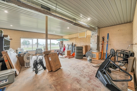 Thriving Commercial Tire Shop - image 13