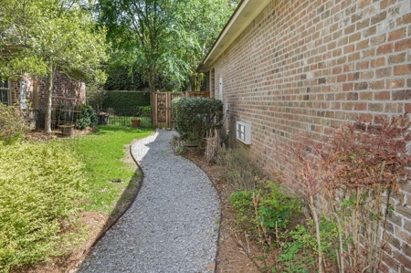 3000 sqft Home for Sale in Gated ocmmunity in Summit MS - image 6