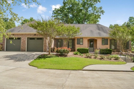 3000 sqft Home for Sale in Gated ocmmunity in Summit MS - image 1