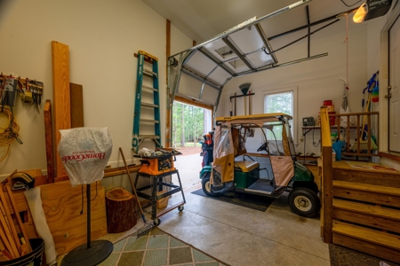 Custom home in a gated waterfront, golf community in NC - image 13