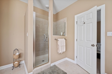 Custom home in a gated waterfront, golf community in NC - image 21