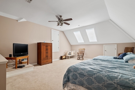 Custom home in a gated waterfront, golf community in NC - image 24