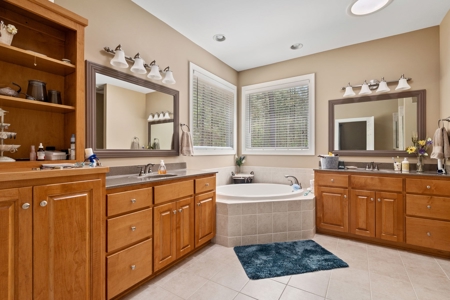 Custom home in a gated waterfront, golf community in NC - image 20