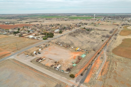 Clinton, OK Land for Sale 8± Acres - image 1