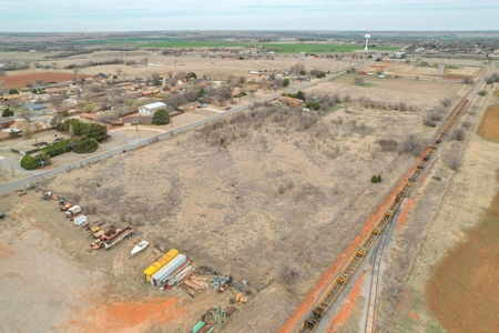 Clinton, OK Land for Sale 8± Acres - image 2