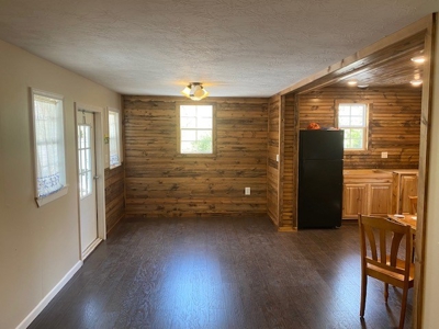 Ozarks Cattle Ranch With Lake And Cabin Near Salem Arkansas - image 37