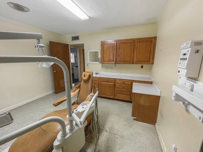 Commercial Office Space for Sale McComb MS - image 20